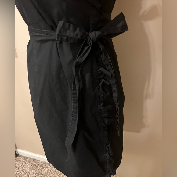 Loft LBD Wrap, Ruffle V Neck, size 2 - Picture 5 of 7